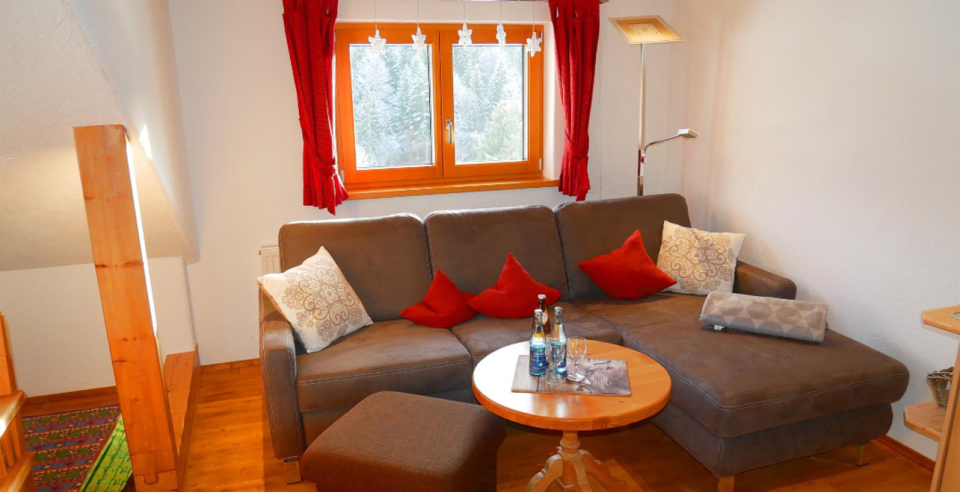 Ferienwohnung-Bergblick-Wohnbereich.jpg
